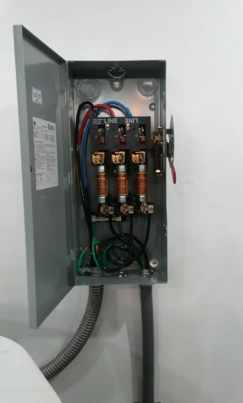 Three-phase disconnect switch installed for Electrical Wiring & Rewiring in Anderson